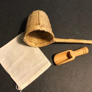 3 pc Bamboo loose tea strainer with mini scoop and cotton reusable teabag